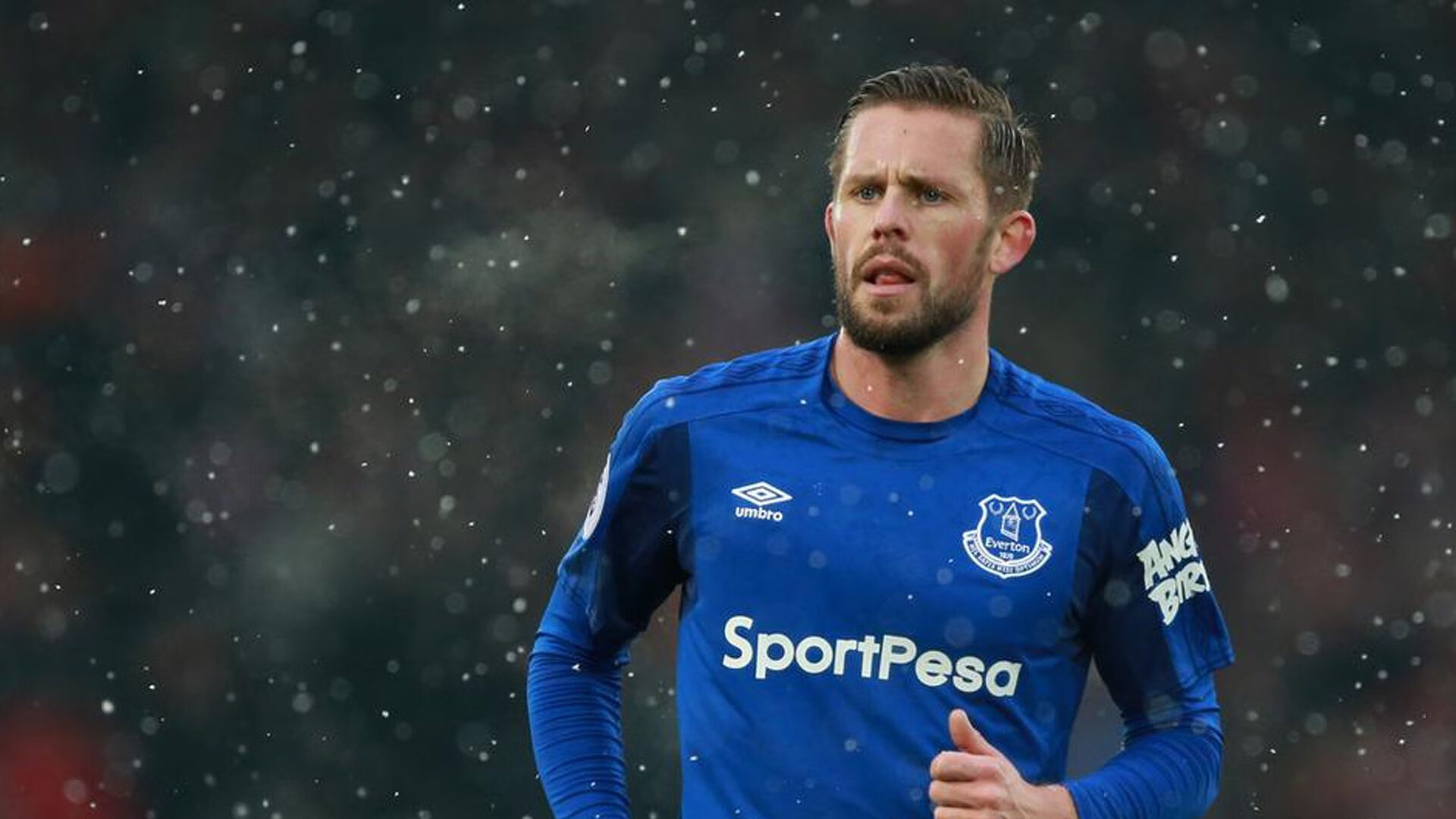 冰岛淘汰日本,戈麦斯成为关键先生,北欧神话再续传奇