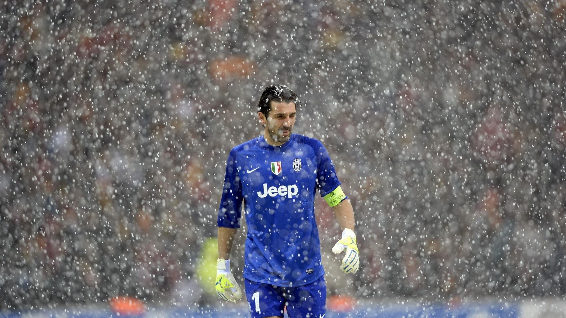 从温网到拉沃尔杯，鲁德的绝杀与纪录刷新，定义网坛新传奇